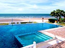 Baan Poolom Beachfront