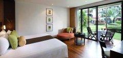 003-amari-palm-reef-koh-samui-deluxe-room.jpg