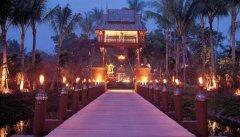 018-anantara-bophut-samui-main-entrance.jpg
