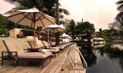 011-anantara-lawana-samui-Pool-Bar.jpg