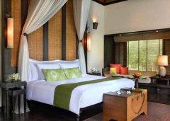 002-anantara-phuket-Lagoon-Pool-Villa.jpg