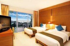 01-Superior-Room.jpg