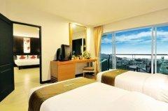 10-Family-Suite.jpg