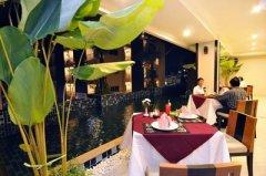 Restaurant-2.jpg