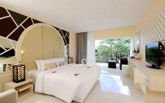 03-Andaman-Embrace-Phuket-Balcony-Deluxe.jpg