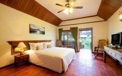 05-Andaman-Embrace-Phuket-Lotus-Cottage.jpg