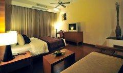001-Aonang-Cliff-Beach-Resort-Krabi-Superior.jpg