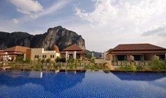 012-Aonang-Cliff-Beach-Resort-Krabi-Pool.jpg