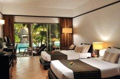 005-aonang-villa-deluxe-pool.jpg