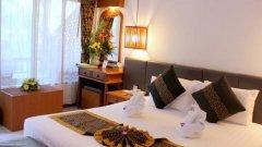 008-banana-fan-sea-samui-room-deluxe-twin-double.jpg