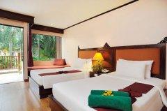 Baumanburi-Phuket-009.jpg
