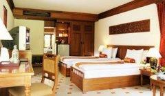 01-Deluxe-Room.jpg