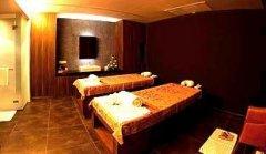 B-Lay-Tong-Phuket-Spa.jpg
