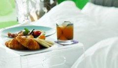 res-B-Lay-Tong-Phuket-Room-Service.jpg