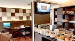 cape-panwa-hotel-res-Cape-Lounge.jpg