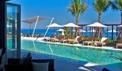 res-cape-sienna-phuket-POOLSIDE-SUN-LOUNGERS.jpg