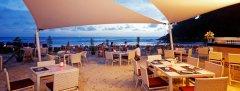015-Centara-Grand-Beach-Resort-Phuket-The-Beachcomber-Beach-Club.jpg