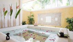 centara-karon-phuket-SPACenvaree-jacuzzi.jpg