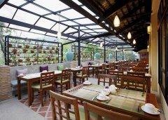 11-centara-seaview-resort-khao-lak.jpg