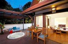 008-centara-villas-samui-deluxe-spa-villa.jpg