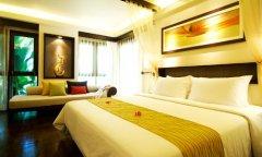 003-chaweng-regent-samui-Premier-Room.jpg