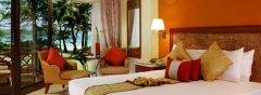 02-Deluxe-Sea-View-King.jpg