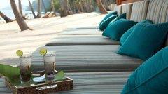 020-four-seasons-samui-Beach-bar.jpg