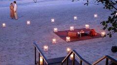 021-four-seasons-samui-Dinner-on-the-Beach.jpg