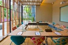 18-Holiday-Inn-Express-Phuket.jpg
