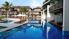 008-holiday-inn-krabi-ao-nang-beach-overview.jpg