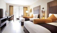 1holiday-inn-resort-phuket-SUPERIOR-ROOM-TWIN-BEDS.jpg