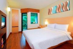 ibis-phuket-kata-002.jpg