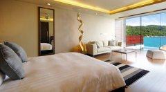 02-Impiana-Private-Villas-Phuket-Grand-Suite-1.jpg