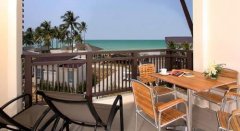 kantary-beach-khao-lak-hotel-acc-suite-02.jpg