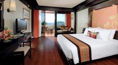 03-kata-beach-resort-phuket-Grand-Deluxe-Room.jpg