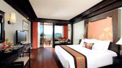 06-kata-beach-resort-phuket-accommodation-4.jpg