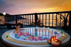 Katathani-Phuket-Beach-Resort-008.jpg