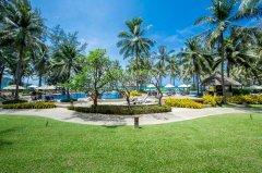 Katathani-Phuket-Beach-Resort-009.jpg