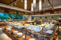 Katathani-Phuket-Beach-Resort-010.jpg