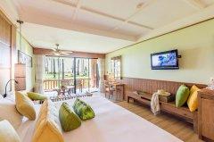 Katathani-Phuket-Beach-Resort-021.jpg