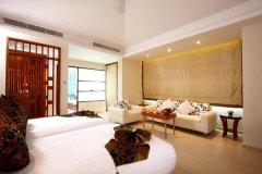 001-kc-resort-samui-Grand-Deluxe-Jacuzzi-01.jpg