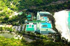 Le-Meridien-Phuket-Beach-Resort-and-Spa-3.jpg