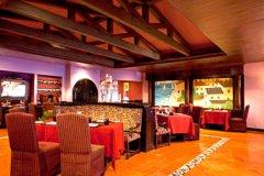 dining-Portofino-Italian-Restaurant-2.jpg