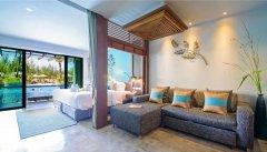 004-mai-khaolak-Deluxe-Suite-Pool-Access.jpg