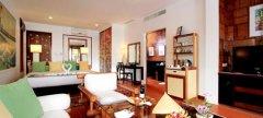 003-mom-tris-villa-royale-phuket-Ocean-Wing-Suite.jpg
