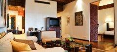009-mom-tris-villa-royale-phuket-Hong-Sam.jpg