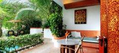 016-mom-tris-villa-royale-phuket-kata-suite.jpg