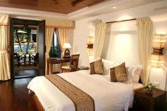 03-muang-samui-spa-resort-Junior-Suite-Pool-View.jpg