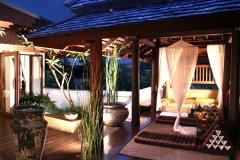 06-muang-samui-spa-resort-Royal-Suite-Garden-View.jpg