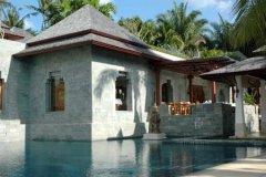 nakamanda-krabi-dining-004.jpg